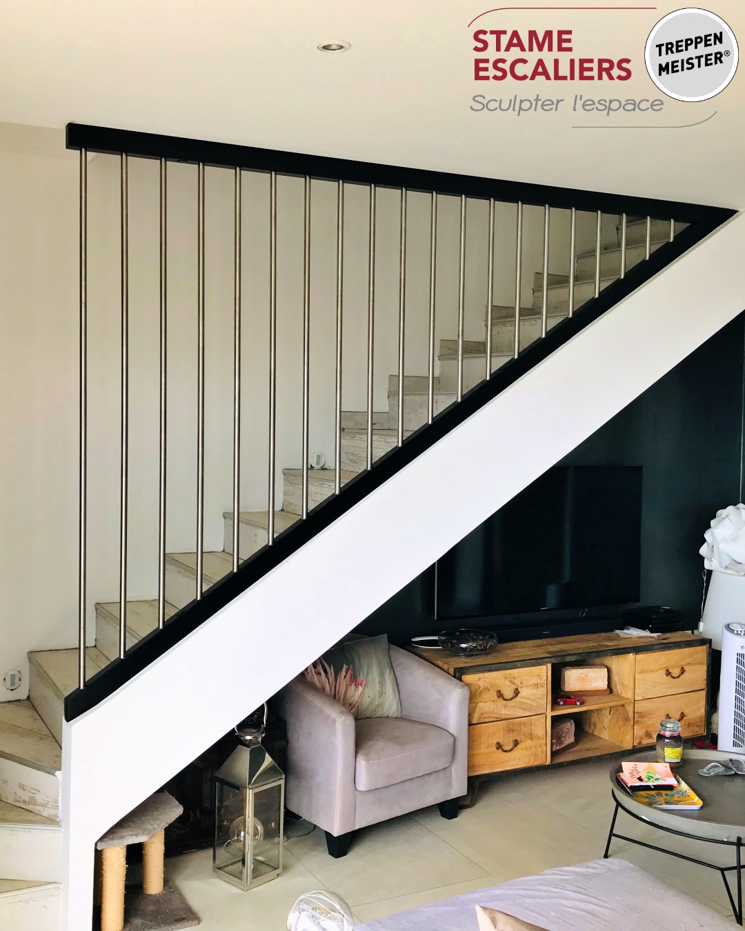 VIVA TRIANGLE garde-corps rampant sur escalier béton