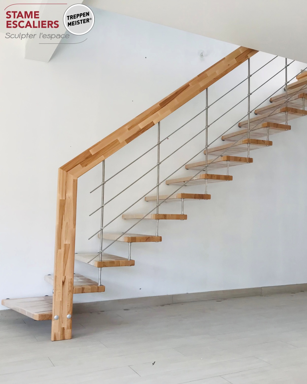 escalier HABITAT droit entretoises inox