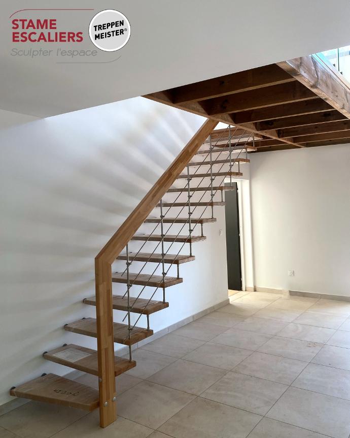 escalier HABITAT droit entretoises inox