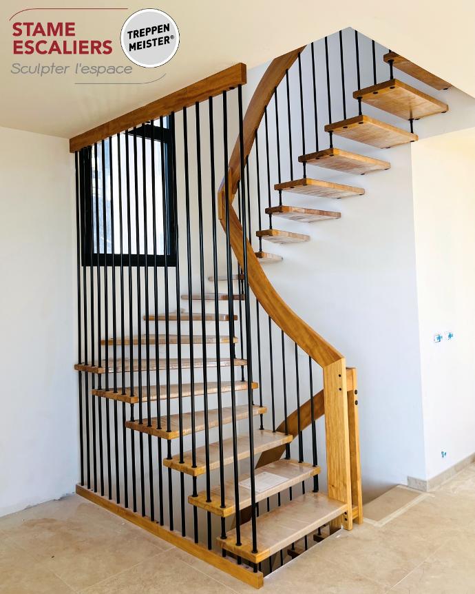 escalier suspendu en bois sur-mesure VIVA Variant