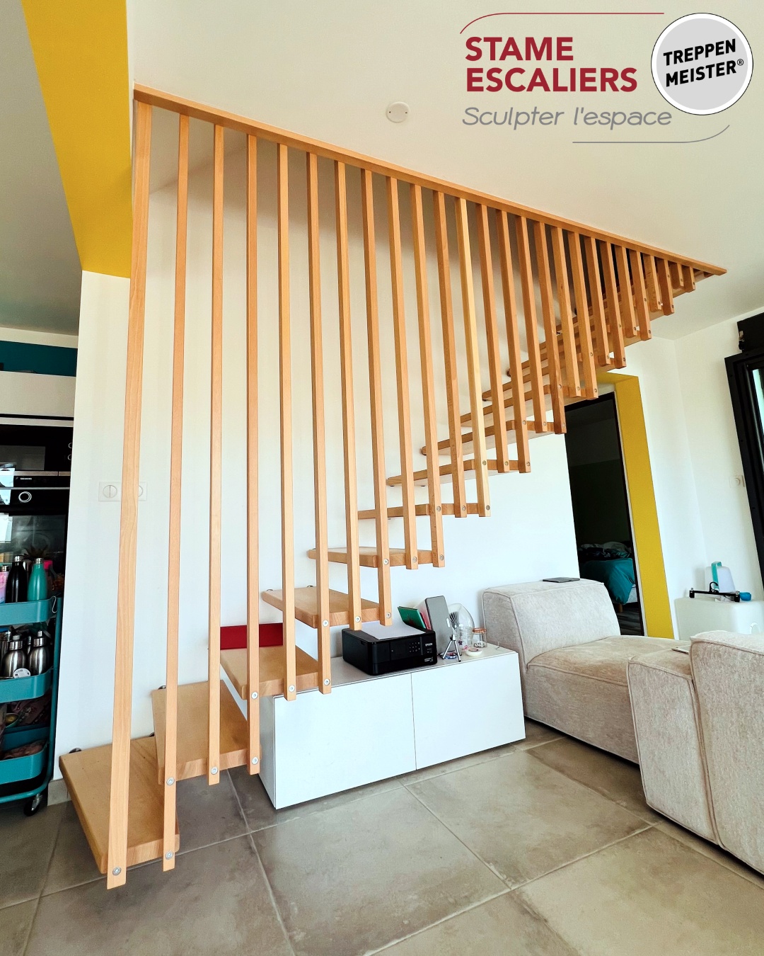 escalier suspendu en bois sur-mesure CLAUSTRA