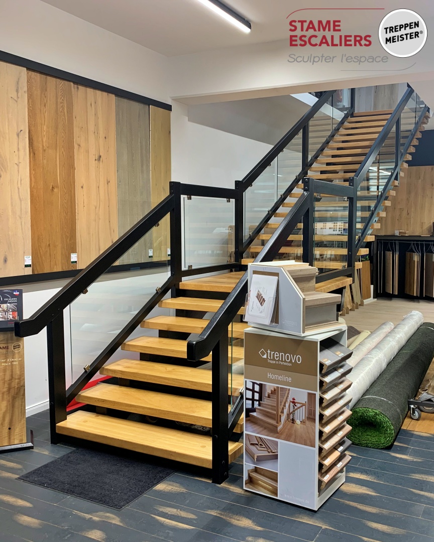 escalier à limon central, poutre en bois et sur-mesure