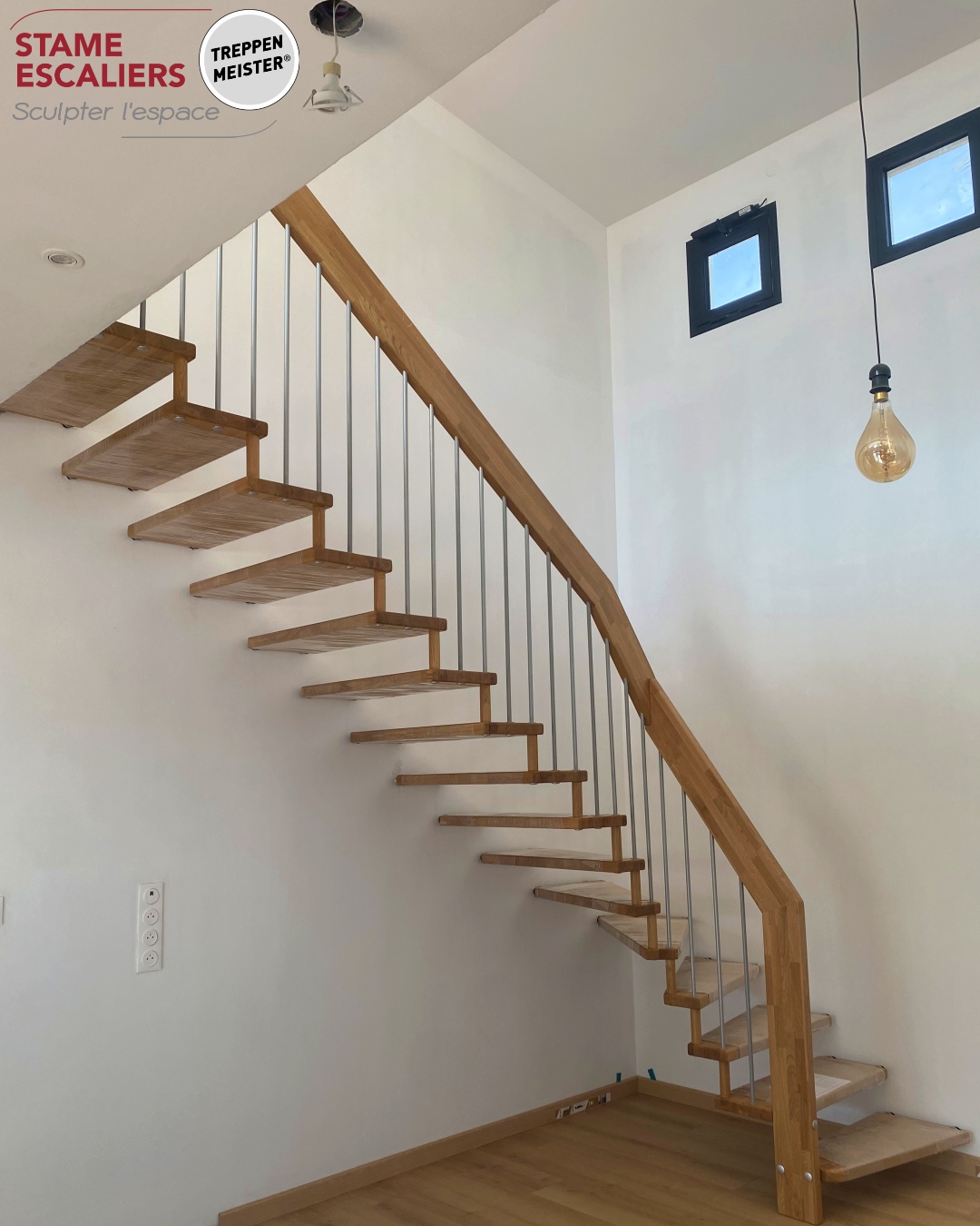 escalier suspendu en bois sur-mesure OPTIMA