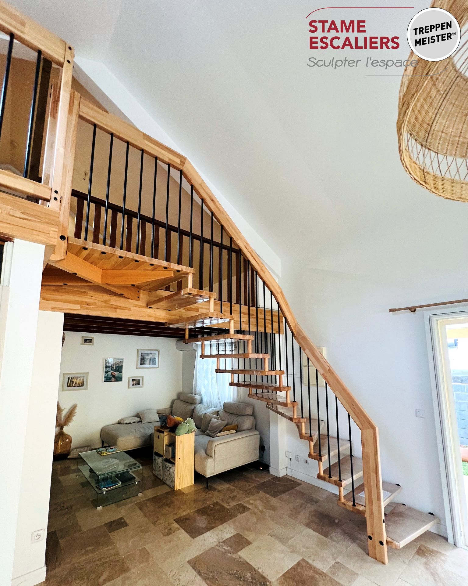 escalier suspendu en bois sur-mesure OPTIMA