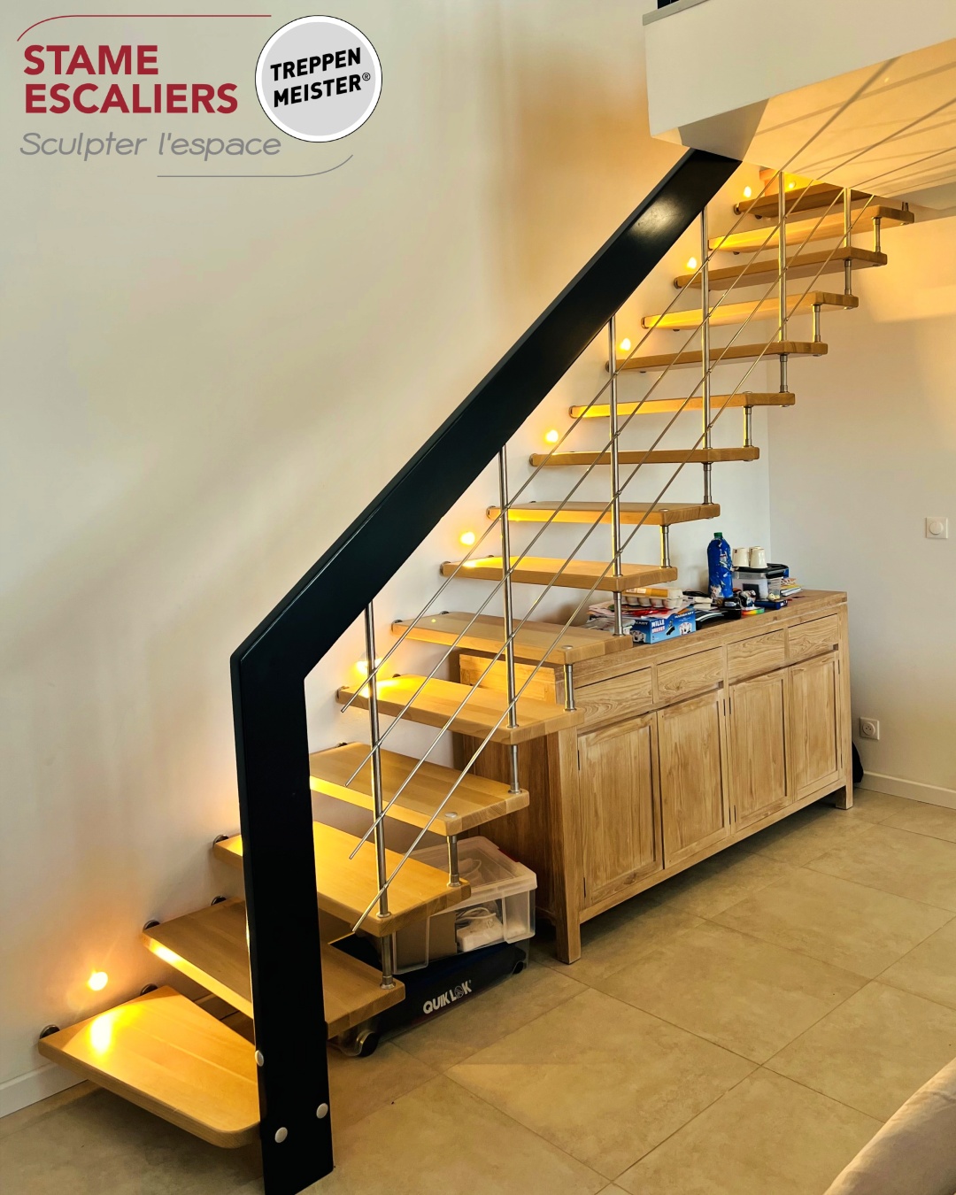 escalier suspendu en bois sur-mesure NOVA