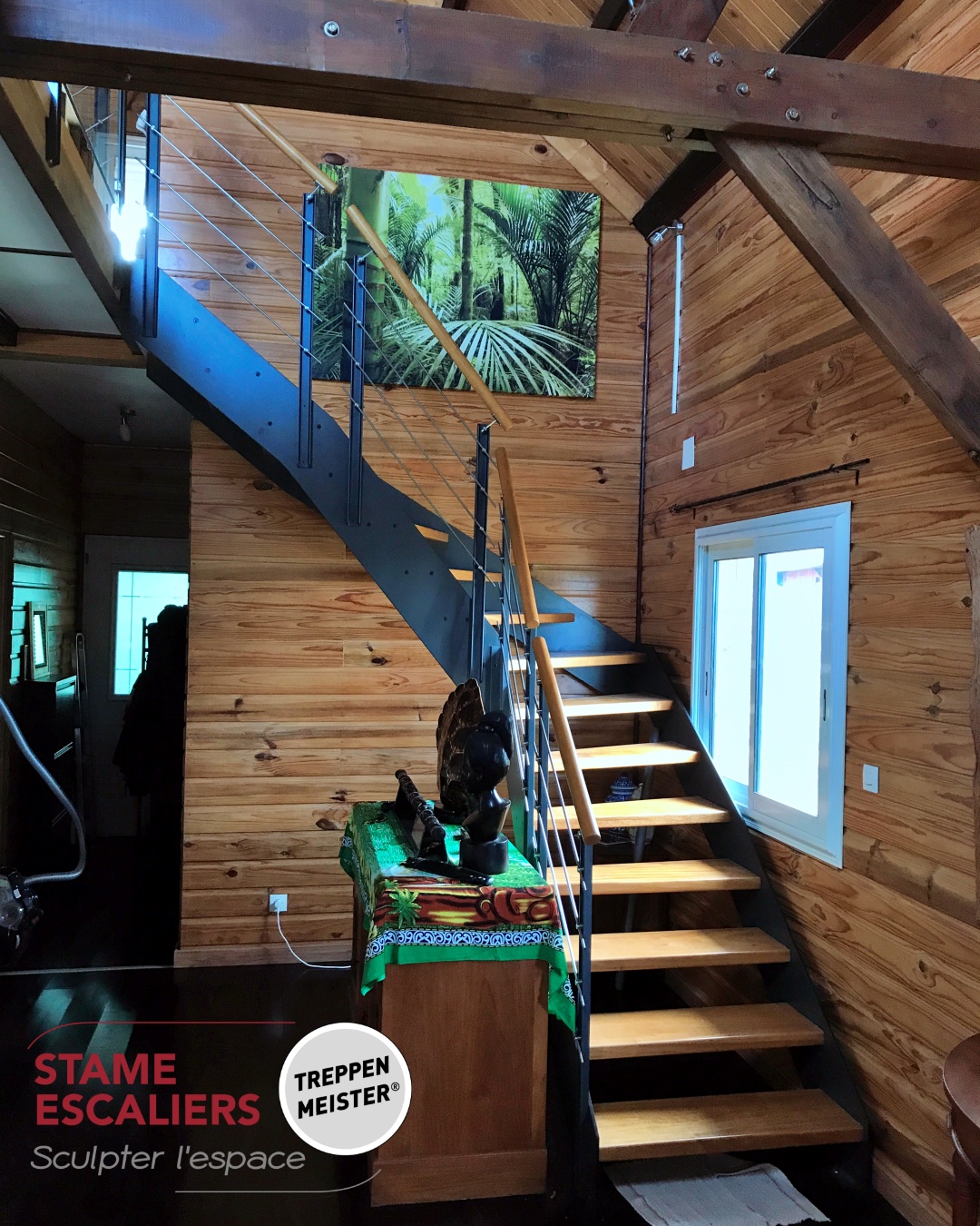 escalier suspendu bois sur-mesure LOFT