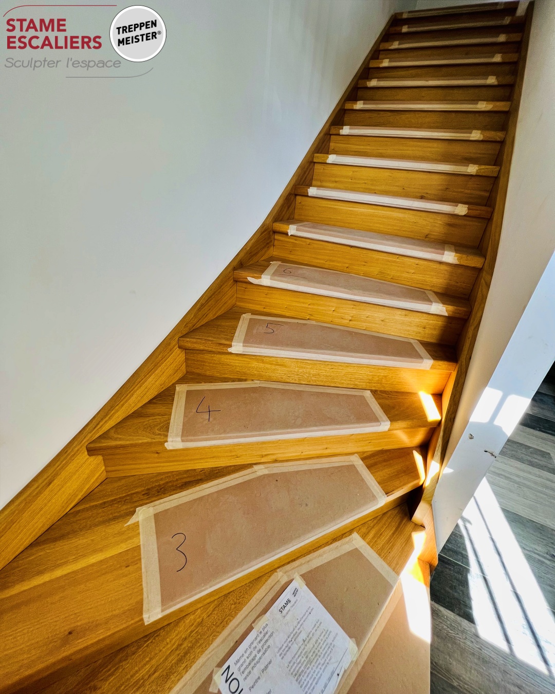 escalier traditionnel en bois et sur-mesure 