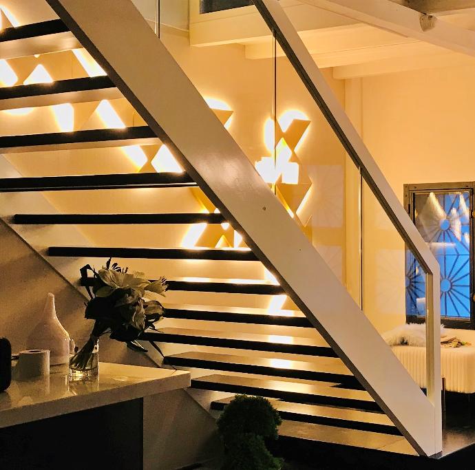 escalier traditionnel en bois et sur-mesure